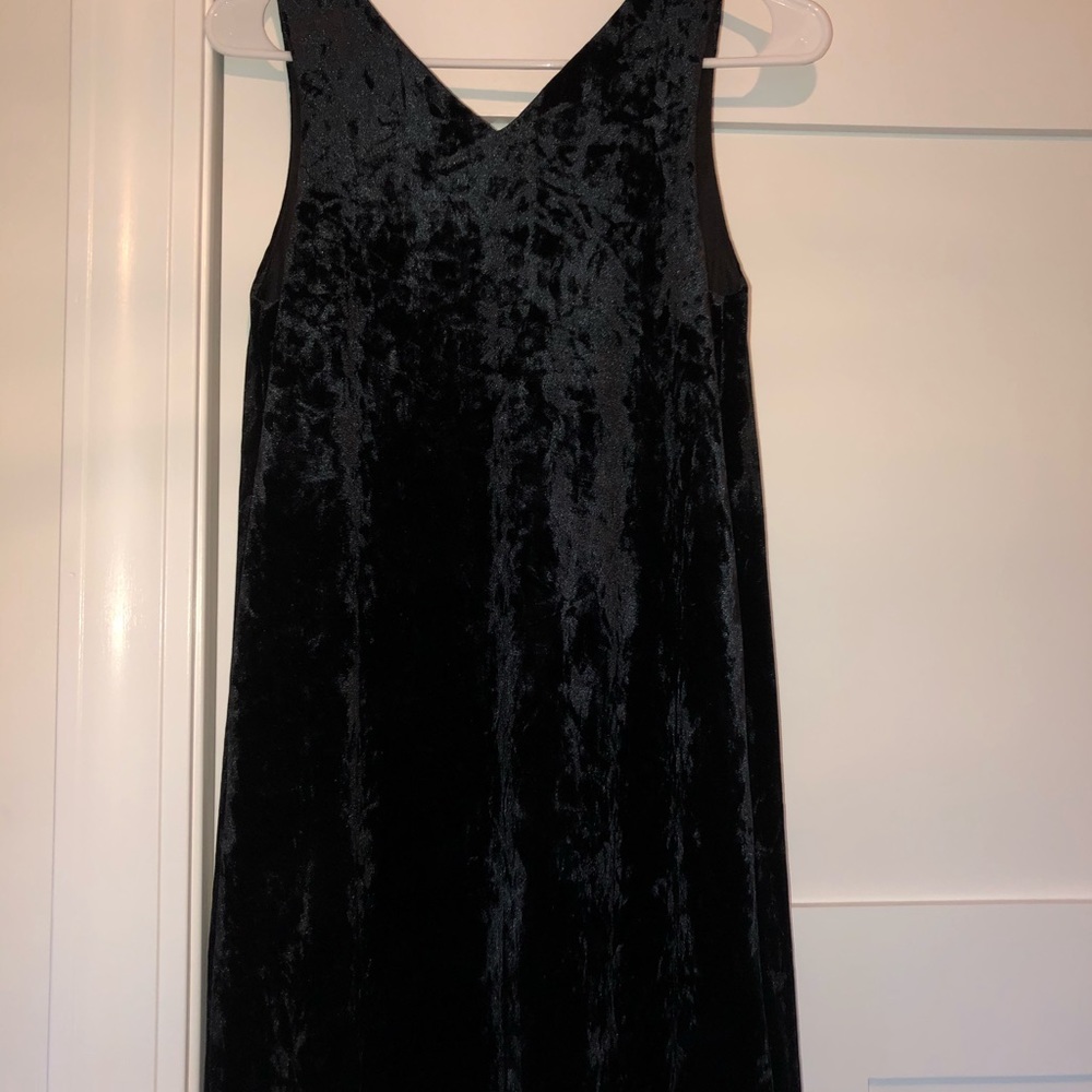 Black velvet dress